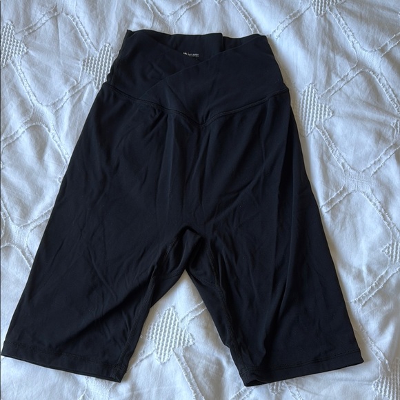 Buffbunny 6” cross waist shorts - Picture 3 of 5